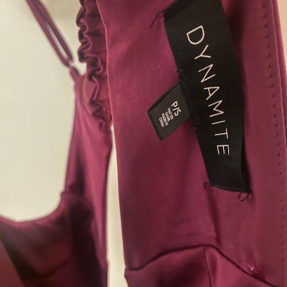 DYNAMITE DRESS - Picture 2 of 2